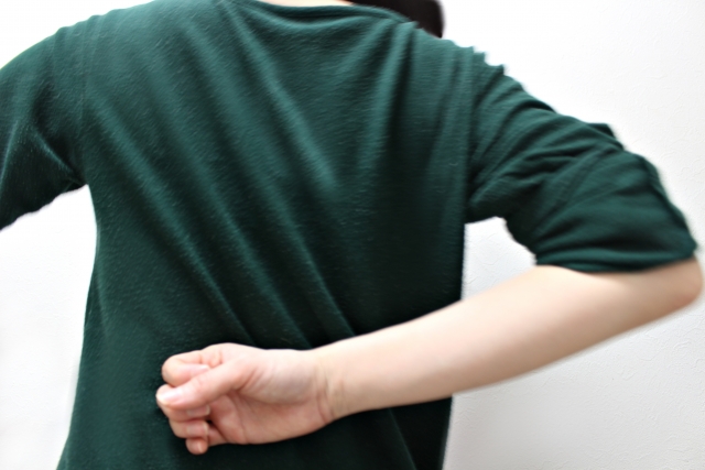 【5月はぎっくり背中も増える？急性痛と鍼灸の相性】